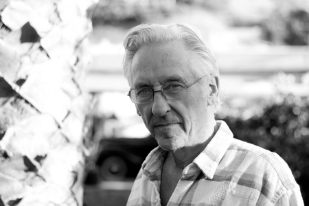 Ed Ruscha at his Los Angeles studio in 2016 (b/w photo)