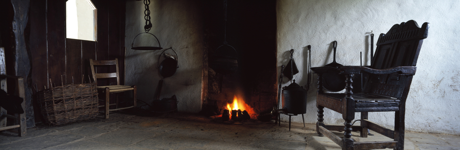 Campbell House, Ulster American Folk Park, Omagh, Co Tyrone, Northern Ireland; Interior Of A House Built By Hugh Campbell In 1786 At A Folk Park (photo)