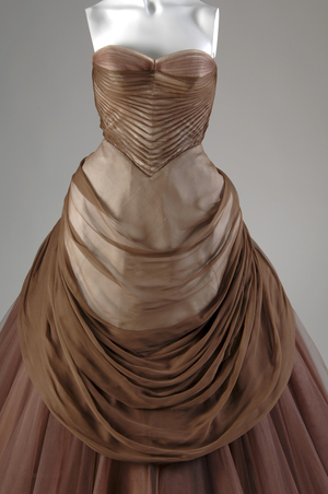 Evening dress, Swan, 1954 (front partial view), Silk chiffon silk and nylon tulle, Charles James, U.S.A.