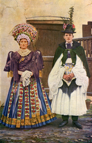 Hungary: Peasant couple in bridal array (colour photo)