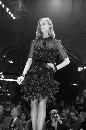 Dior fashion show, Spring/Summer 86, Paris, January 27, 1986 (b/w photo)