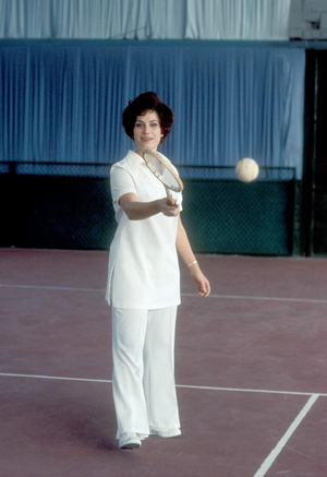 Antje Kühnemann, television presenter, medical doctor, 1971 after her doctorate as assistant doctor …, 1971 (photo)