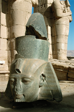 Fragments of a black granite colossus of Ramses II, Ramesseum, Luxor-Thebes, Egypt (photo)