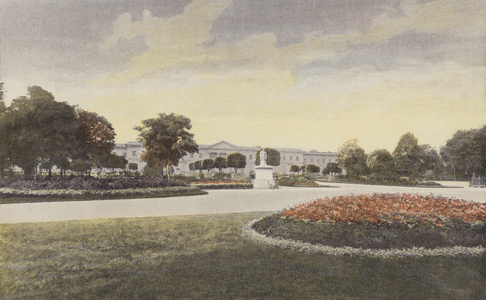 Compiegne, Facade du Palais sur le petit Parc (colour photo)