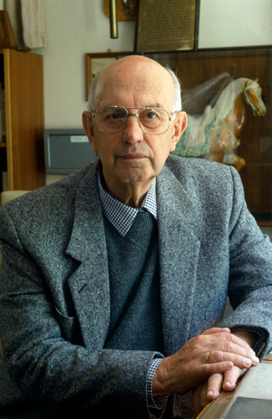 Former president PW Botha at his retirement home in the Wilderness., 1998 (photo)