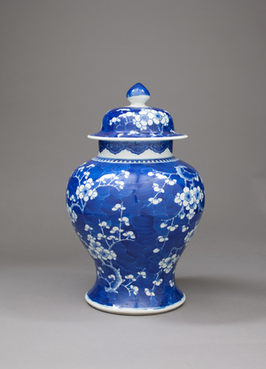 Vase with cover (stoneware with underglaze blue decoration)