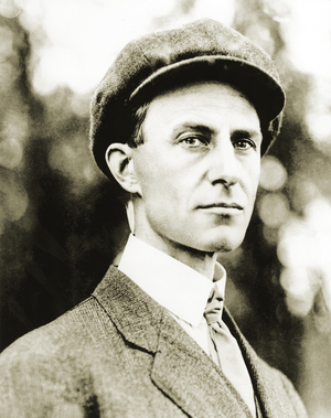 Wilbur Wright, 1909 (b/w photo)