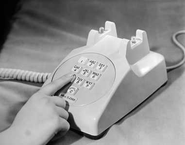 Push button telephone, 1950