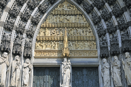 Cologne cathedral, main portal of the west facade, Cologne, Germany (photo)