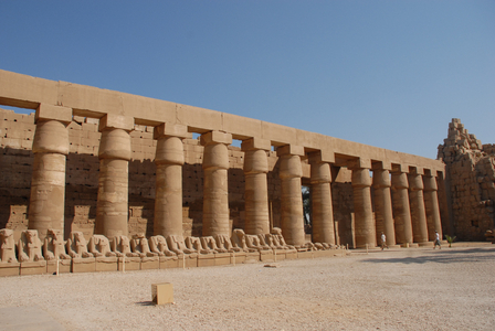 Temple at Karnak, Luxor, Egypt (photo)