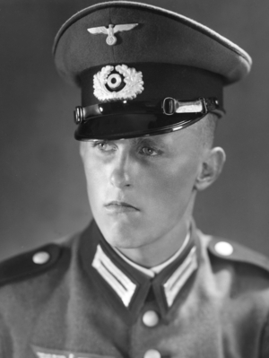 Portrait of a German soldier (b/w photo)
