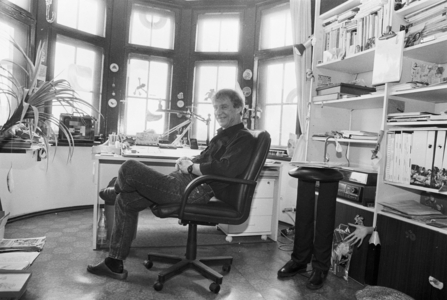 Rainer Bach 23 03 1992, Chemnitz, Kanzlerstrasse 58, artist and graphic …, 1992 (photo)