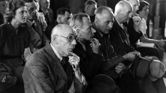 Post-war period, Denazification Commission 1946 (photo)