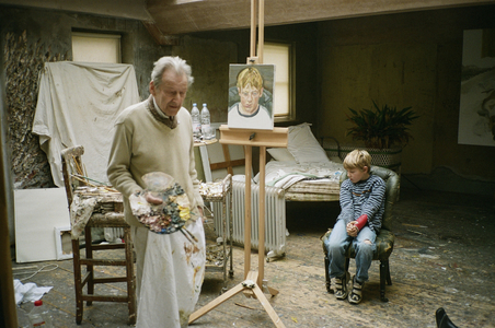 Lucian Freud at work on 'Albie', 2003-04 (photo)