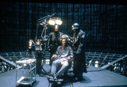 Jonathan Pryce, Brazil 1985 Directed By Terry Gilliam