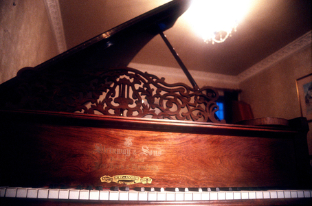 InstrumentsKeyboard Piano (grand piano)
