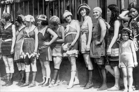 Bathing Beauty Contest, 1920 (b/w photo)