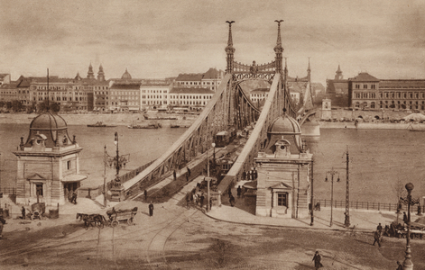 Budapest: Ferencz Jozsef Hid; Pont De Francois Joseph (b/w photo)