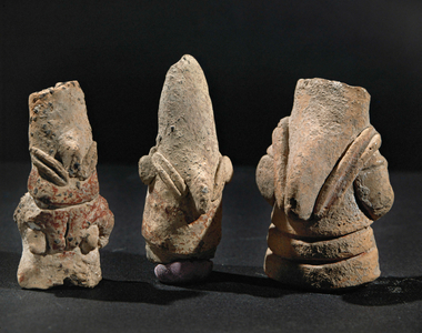 Clay figurines. Neolithic (clay)