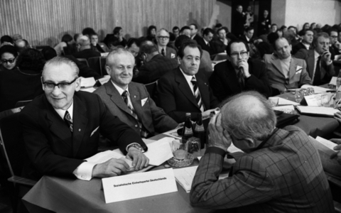 DEU, Germany, Bonn: The party conference of the German Communist Party …, 1976 (photo)