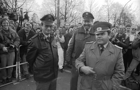 Opening of the Berlin Wall, 1989 (photo)