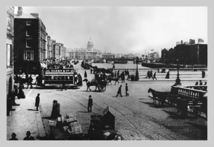O'Connell Bridge, Dublin (photo)