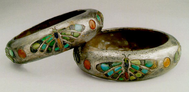 Queen Hetep-heres I's bracelets (silver, turquoise, lapis-lazuli, carnelian)