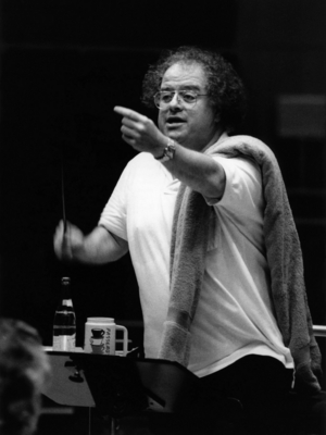 Munich Philharmonic Orchestra 1997 James Levine, conductor, 1997 (photo)