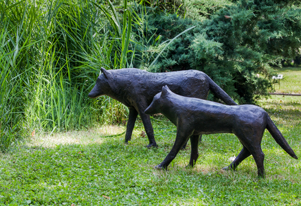 Wolf and cub (bronze with brown patina)