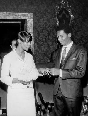 Dionne Warwick