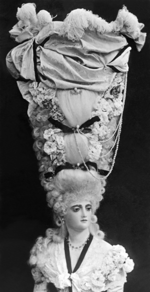 Hairstyle, 18th century
