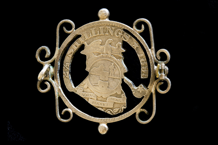 Paul Kruger wih Hat and Pipe, South African Coin defaced by Anglo-Boer War POW's (photo)