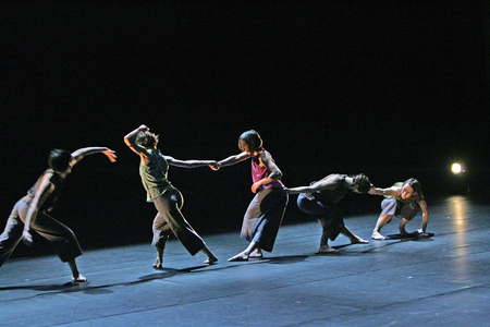 Transmission by Russell Maliphant (photo)