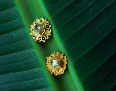 These diamond earrings were found in a Spanish galleon shipwreck., 1990 (photo)