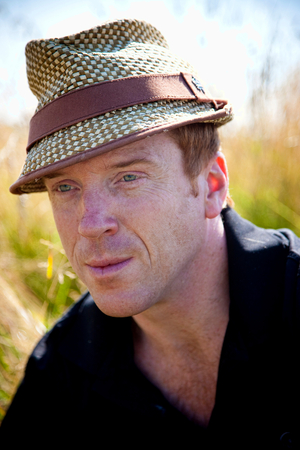 Damien Lewis