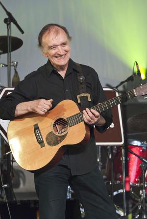 Martin Carthy (Imagined Village) (photo)
