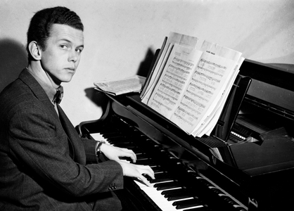 Oslo.1950. Actor Toralv Maurstad plays piano after notes. Serious. …, 1950 (photo)