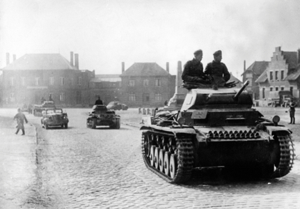 German tanks in France, 1940 (b/w photo)