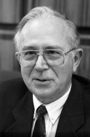 Heinz Günter Zavelberg (Germany CDU President Federal Court of Auditors) during a press conference..., 1989 (photo)