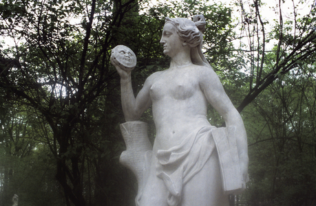 Statue, the Summer Garden, St Petersburg, Russia (photo)