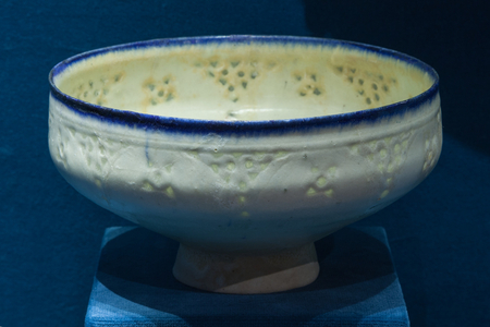 Footed Bowl, probably Kashan, Seljuq Period (ceramic)