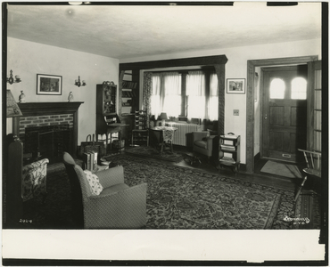 Living room, private residence, Forest Close, Forest Hills, Long Island. Robert Tappan, architect. Cord Meyer Development, New York, USA, c.1920-38 (gelatin silver photo)