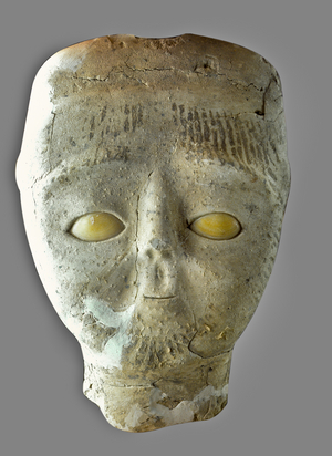 Neolithic plaster sculpture with seashell eyes, 1978 (photo)