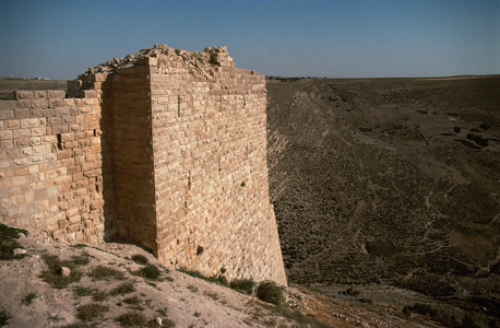 The Crusader fortress Shobeq, called Montreal by Baudoin I (photo)