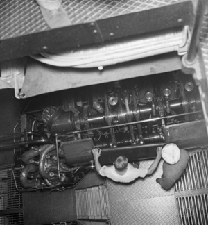 Engine room, approx. 1932 (photo)
