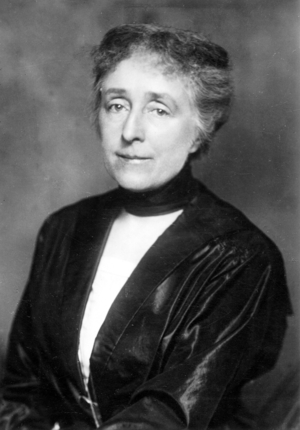 Maria Cosima Gravina, 1929 (b/w photo)