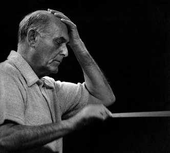 Sir Georg Solti conducting