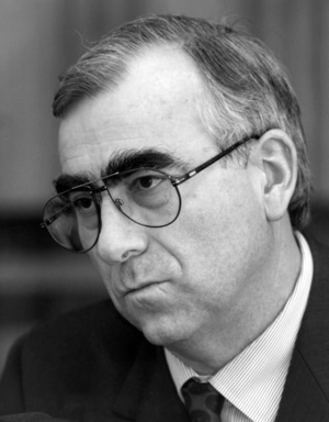 Dr. Theodor Waigel, 1995 (photo)