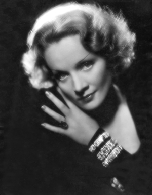 Marlene Dietrich (b/w photo)