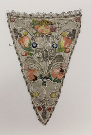 Stomacher, c.1700-30 (silk & linen)